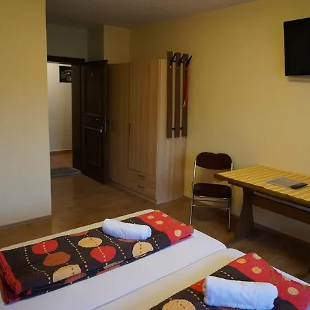 Guest house Bella Montana Fuegen