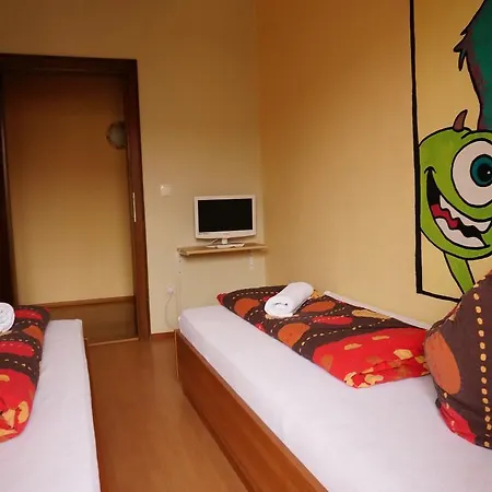 Bella Montana بيت ضيافة فغن