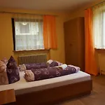 Guest house Bella Montana Fuegen